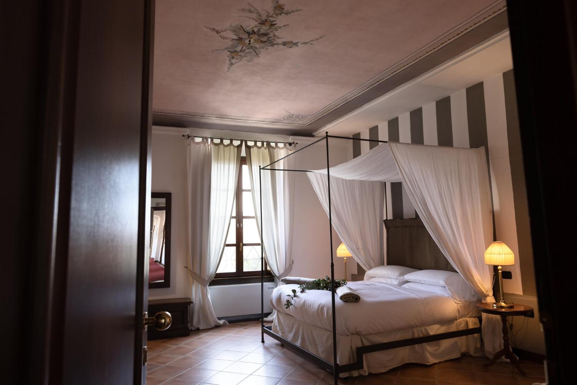 Al Castello Resort Sillavengo Eksteriør billede